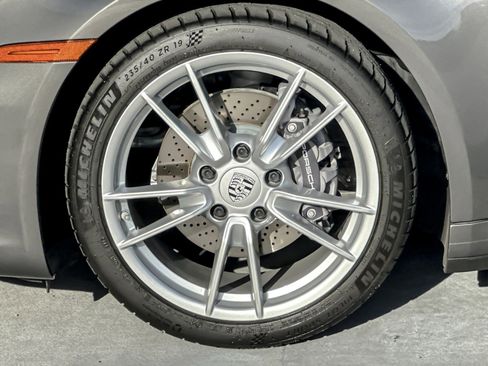 Used 2022 Porsche 911 Carrera image 25