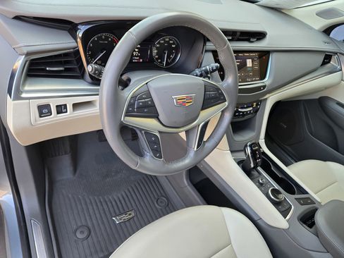 Used 2023 Cadillac XT5 Premium Luxury AWD/4WD image 13