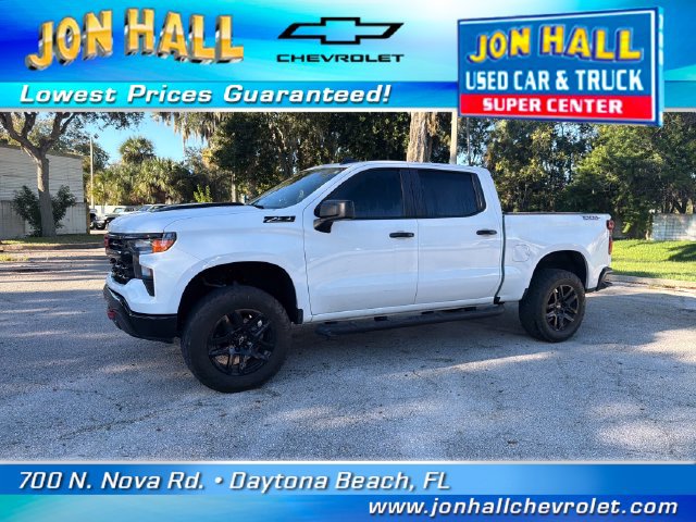 Used 2024 Chevrolet Silverado 1500 Custom Trail Boss w/ Turbomax Blackout Package AWD/4WD image 2