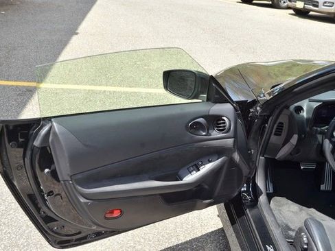 Used 2023 Nissan Z w/ Floor Mat Package (L93) RWD image 15