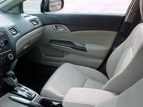 Used 2015 Honda Civic EX image 15