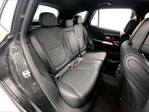 New 2026 Mercedes-Benz GLC 300 image 14