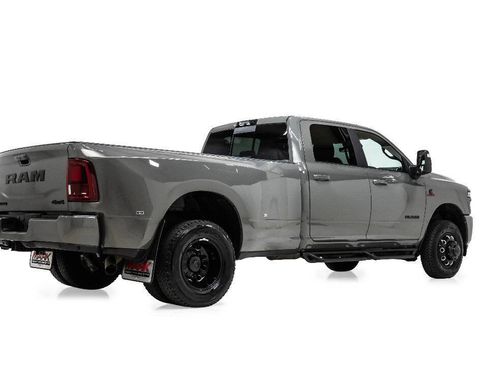 Used 2026 RAM 3500 Laramie w/ Night Edition AWD/4WD image 3