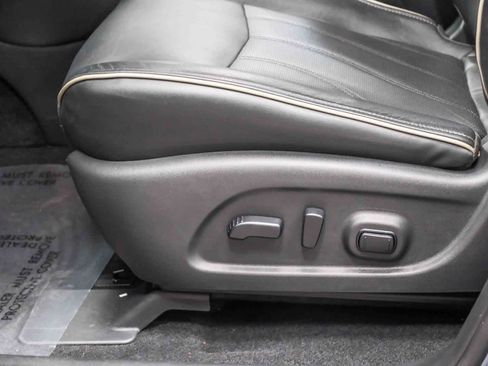 Used 2019 INFINITI QX60 Luxe w/ Essential Package image 23