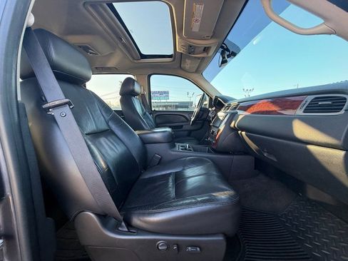 Used 2011 Chevrolet Silverado 2500 LTZ w/ LTZ Plus Package image 21