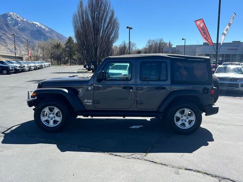 Used 2019 Jeep Wrangler Unlimited Sport S AWD/4WD image 13