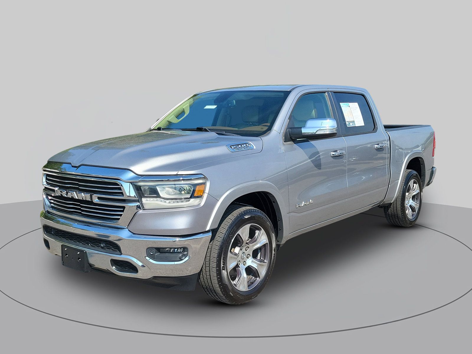 Used 2019 RAM 1500 Laramie AWD/4WD image 7
