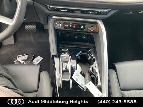 New 2025 Audi Q5 Premium Plus image 18