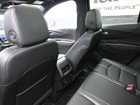 Used 2023 Chevrolet Equinox Premier FWD image 23