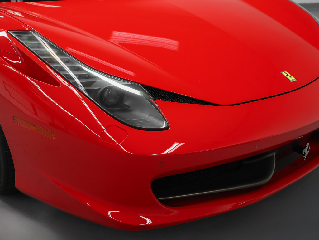 Certified 2013 Ferrari 458 Italia Coupe RWD image 4