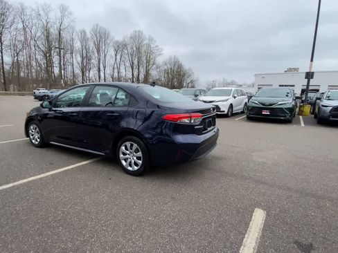 Used 2024 Toyota Corolla LE image 11