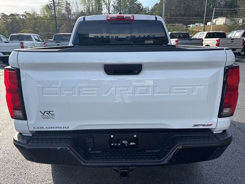 Used 2024 Chevrolet Colorado ZR2 w/ Technology Package AWD/4WD image 6