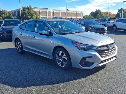 Certified 2025 Subaru Legacy Premium image 3