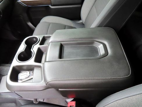 Used 2019 Chevrolet Silverado 1500 RST image 36