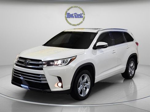Used 2018 Toyota Highlander Limited image 2