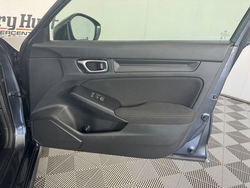Used 2025 Honda Civic Sport image 28