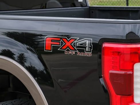Used 2018 Ford F250 King Ranch w/ King Ranch Ultimate Package AWD/4WD image 47
