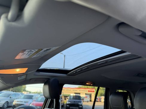 Used 2012 Mercedes-Benz GL 450 4MATIC image 18