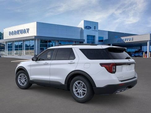 New 2026 Ford Explorer Active image 4