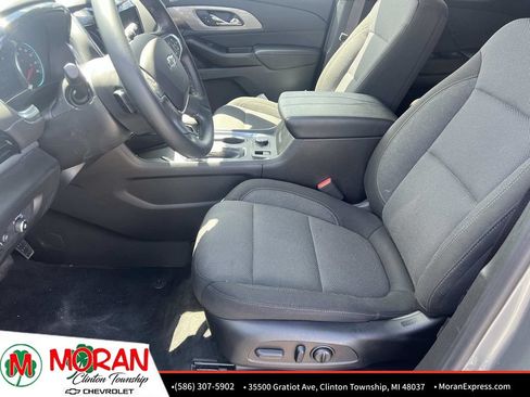Certified 2023 Chevrolet Traverse LT FWD image 18