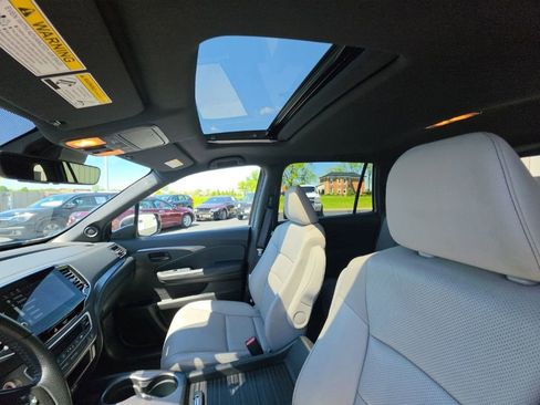 Used 2023 Honda Passport EX-L image 15