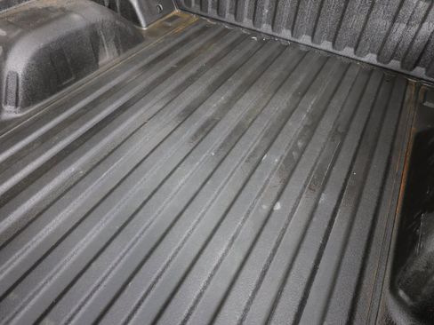 Used 2021 Chevrolet Silverado 1500 RST w/ Z71 Off-Road Package image 17