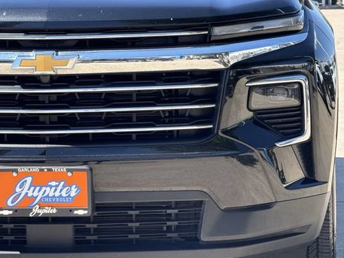 Certified 2026 Chevrolet Traverse LT FWD image 9