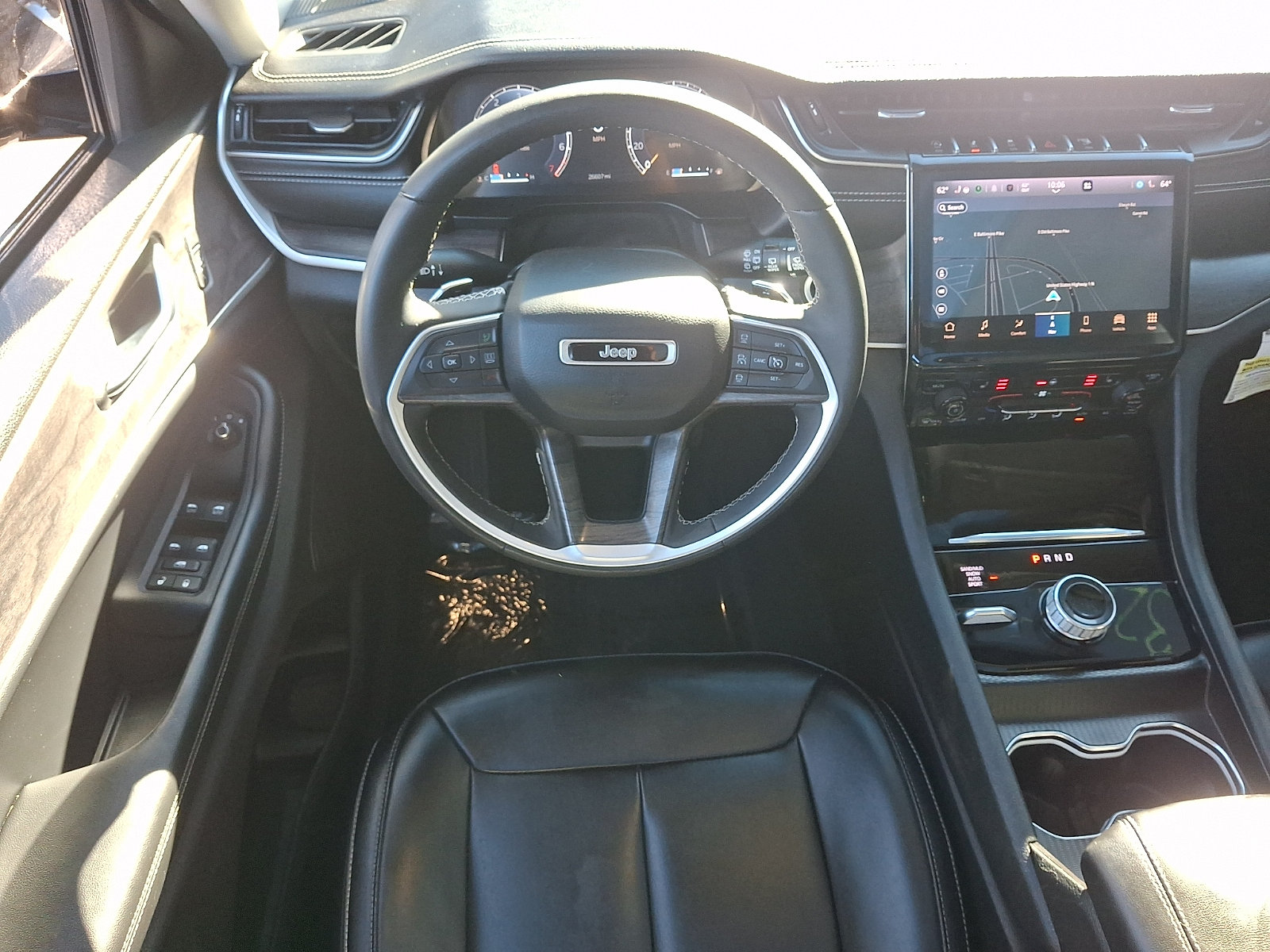 Used 2024 Jeep Grand Cherokee Limited AWD/4WD image 12