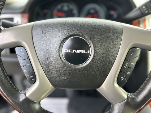 Used 2011 GMC Sierra 1500 Denali image 17