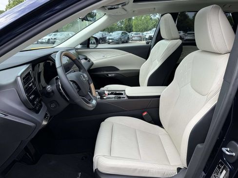 Used 2024 Lexus RX 350 AWD w/ Convenience Package image 14