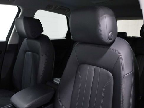 Used 2018 Audi Q5 2.0T Premium AWD/4WD image 18