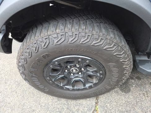 Used 2023 Ford Bronco Wildtrak AWD/4WD image 35