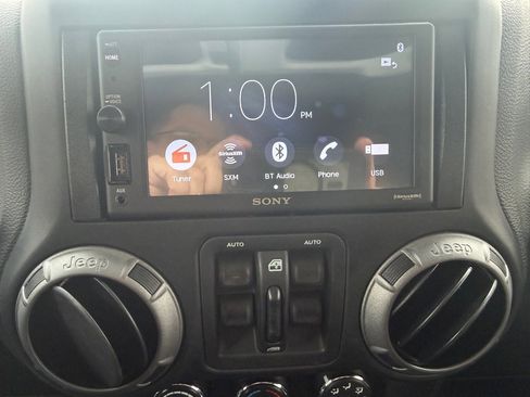 Used 2017 Jeep Wrangler Unlimited Sport w/ Quick Order Package 24S image 19