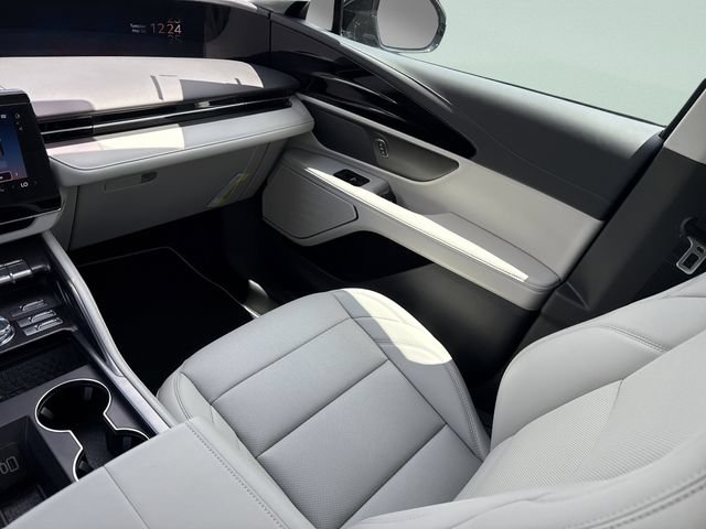 New 2026 Lincoln Nautilus Premier AWD/4WD image 25