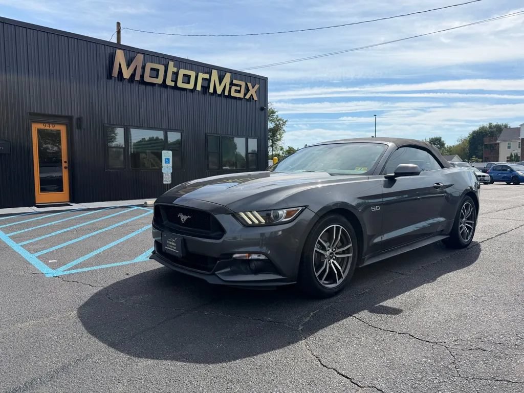 Used 2017 Ford Mustang GT Premium w/ Equipment Group 401A RWD image 5