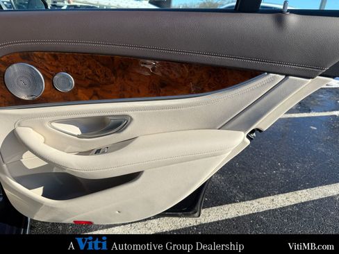Used 2017 Mercedes-Benz E 300 4MATIC image 26