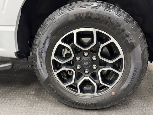 Used 2022 Ford F150 XLT w/ Equipment Group 302A High image 8