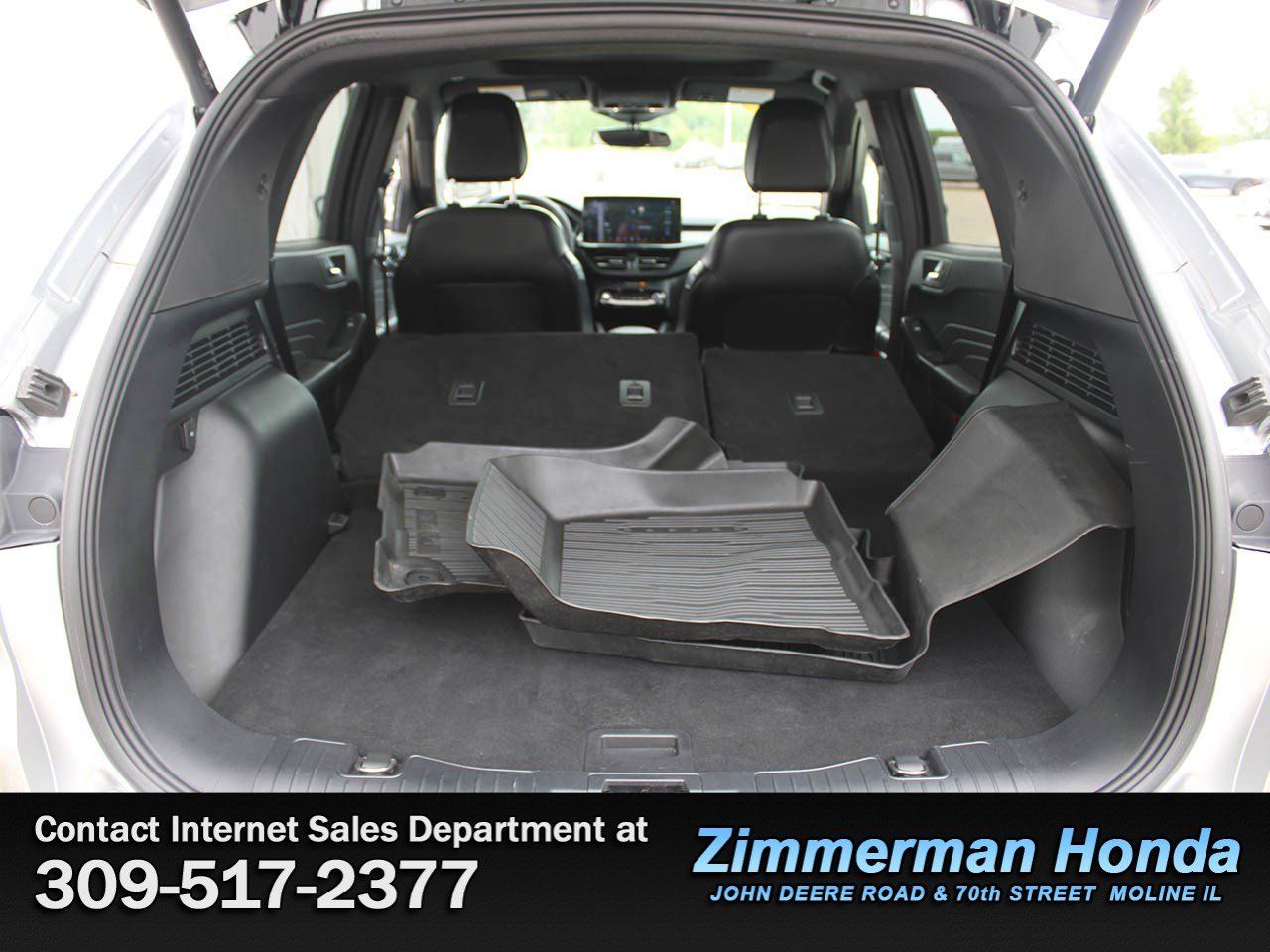 Used 2023 Ford Escape ST-Line w/ Tech Pack #1 AWD/4WD image 7