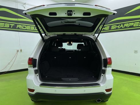 Used 2020 Jeep Grand Cherokee Limited AWD/4WD image 9