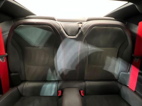 Used 2018 Chevrolet Camaro ZL1 RWD image 21