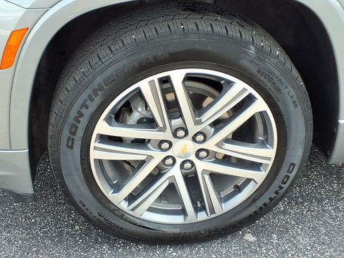 Used 2023 Chevrolet Traverse High Country w/ LPO, Cargo Package FWD image 33