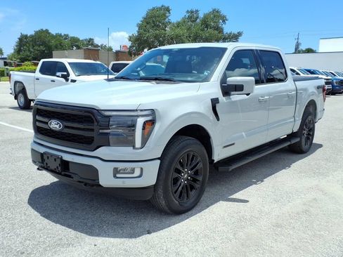 Used 2024 Ford F150 Lariat w/ Equipment Group 502A High AWD/4WD image 3