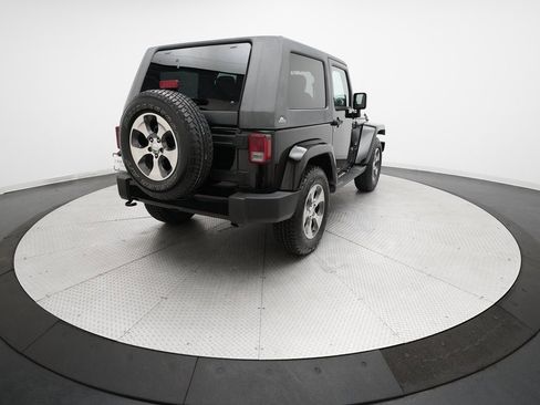 Used 2017 Jeep Wrangler Sahara w/ Connectivity Group image 31