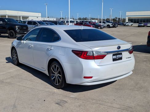 Used 2016 Lexus ES 300h image 6