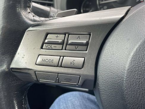 Used 2011 Subaru Outback 2.5i Limited AWD/4WD image 22