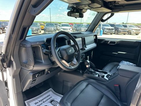 New 2026 Ford Bronco Badlands AWD/4WD image 11