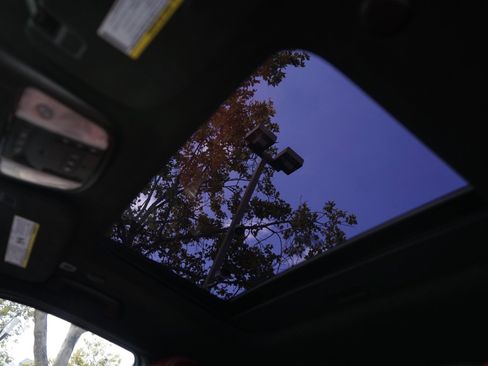 Used 2021 Dodge Durango SRT w/ Premium Interior Group image 28