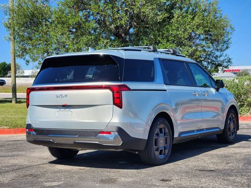 New 2026 Kia Carnival SX FWD image 5