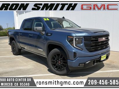 New 2026 GMC Sierra 1500 Elevation w/ LPO, Elevation Black Package