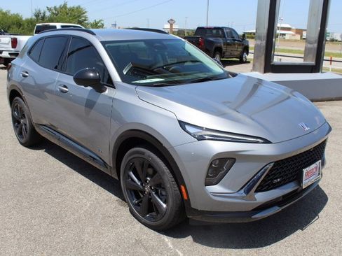 New 2025 Buick Envision Sport Touring image 7